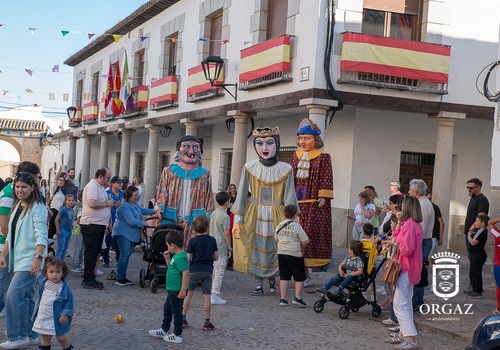 DESFILE DE GIGANTES Y CABEZUDOS LIV FDP