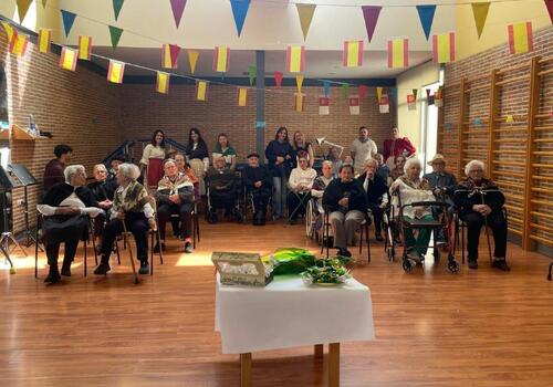 V FIESTA DE PRIMAVERA EN EL CENTRO DE DÍA