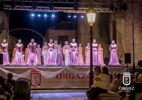 NOCHE MÁGICA CON LA COMPAÑÍA DE DANZA ANGEL MARTÍNEZ 
