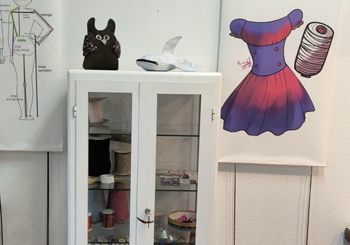 LAS AGUJAS Y LOS HILOS VUELVEN A LA CASA DE LA CULTURA
