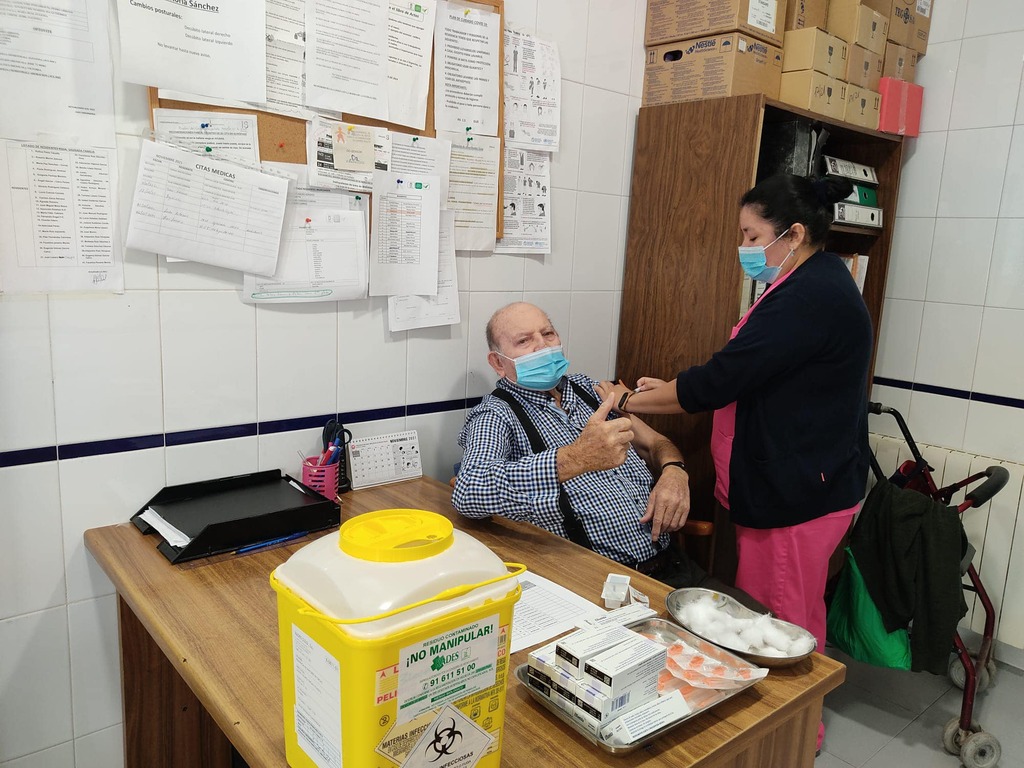 Los residentes de Sagra Familia de Orgaz, vacunados de la gripe 