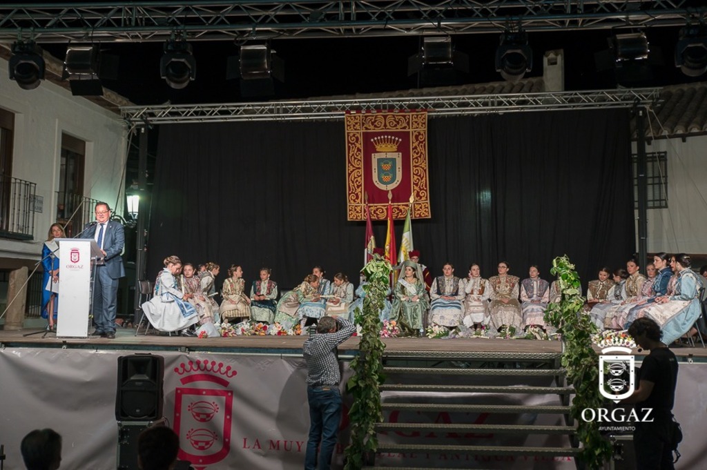 PROCLAMACIÓN JIMENA, REINA INFANTIL Y CORTES DE HONOR