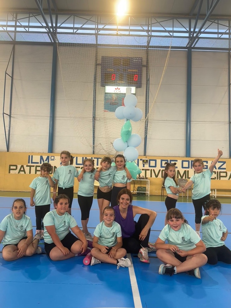 EXHIBICIÓN FIN DE CURSO ESCUELA DE ZUMBA
