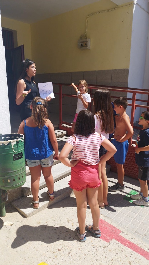 OTRO DIA MAS EN EL CAMPAMENTO URBANO 