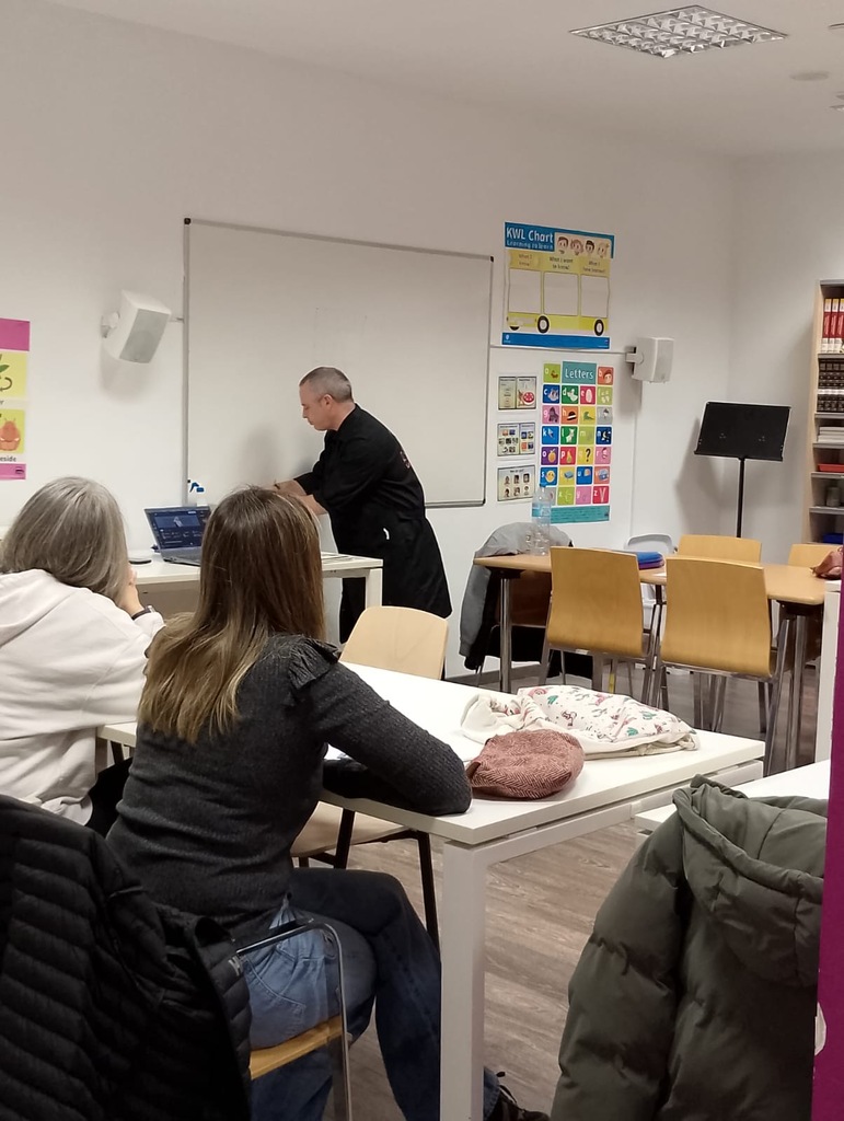 COMIENZO TALLER DE DIBUJO Y PINTURA PARA ADULTOS