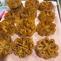 TARDE DE FLORES Y ROSQUILLAS EN ARISGOTAS 