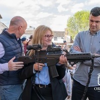 VISITA DE LA GUARDIA REAL A ORGAZ