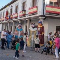DESFILE DE GIGANTES Y CABEZUDOS LIV FDP