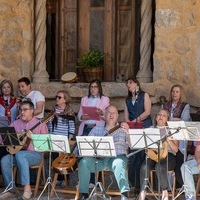 MUESTRA MÚSICA Y BAILE DE RAÍZ EN LA FDP